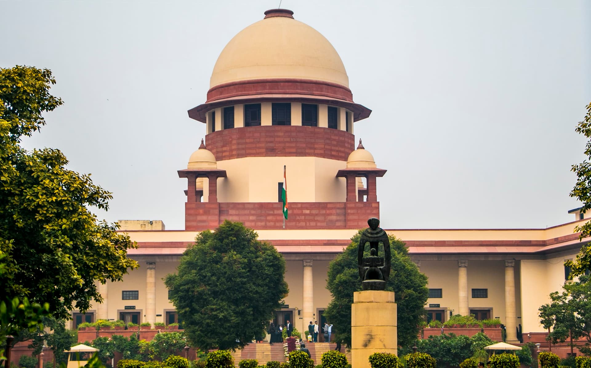 SC Rejects all pleas seeking paper audit of all votes Banner - The Best IAS Coaching in Delhi | SHRI RAM IAS Study Centre